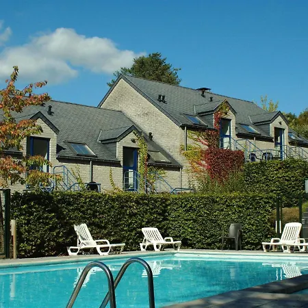 Lavish In With Swimming Pool And Garden Durbuy
